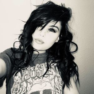 Meet your Posher, Alissa